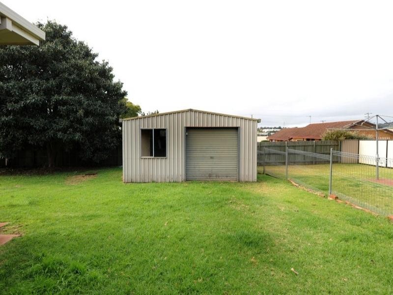 56 Noll Street, Kearneys Spring QLD 4350