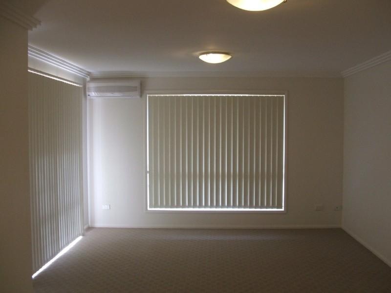 12/381 Greenwattle Street, Wilsonton QLD 4350