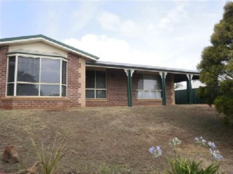 12 Lacebark Court, Glenvale QLD 4350