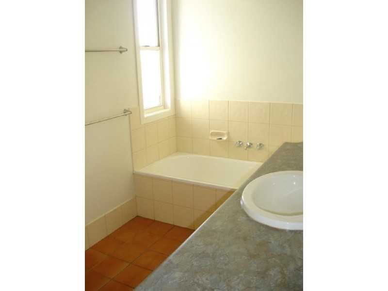 768A Ruthven Street, South Toowoomba QLD 4350