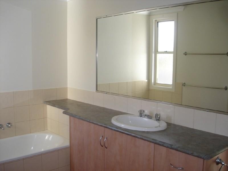 768A Ruthven Street, South Toowoomba QLD 4350