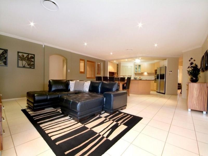 24 McClymont Drive, Rangeville QLD 4350