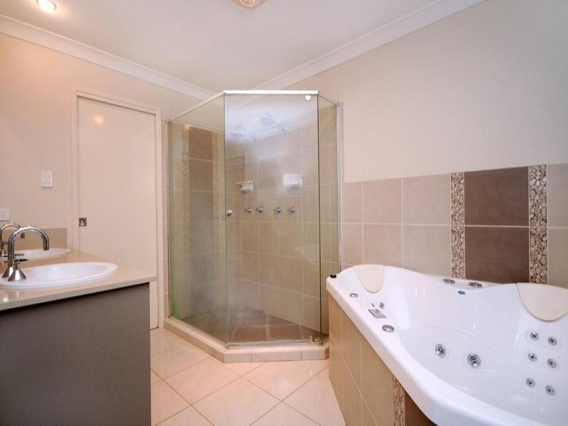34 Pelican Drive, Rangeville QLD 4350