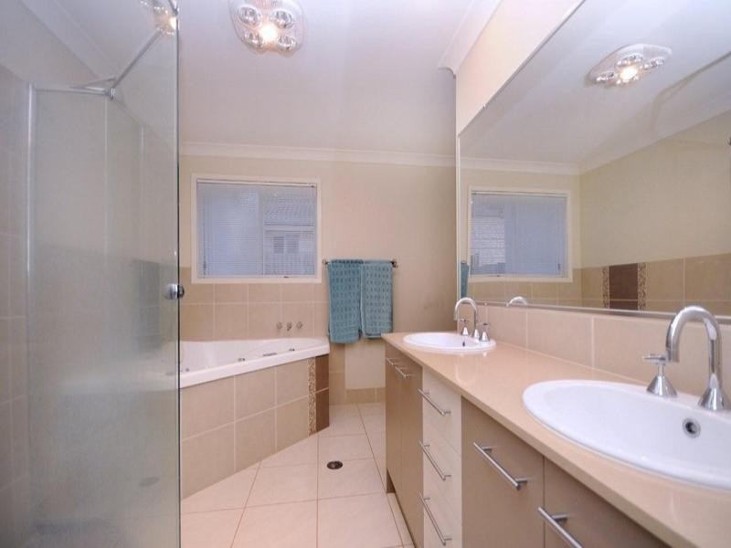 34 Pelican Drive, Rangeville QLD 4350