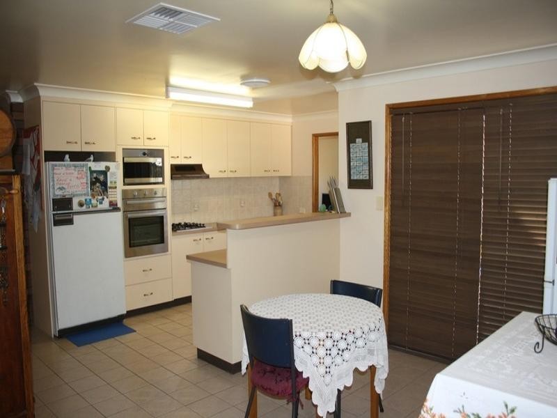 81 Diana Crescent, Withcott QLD 4352