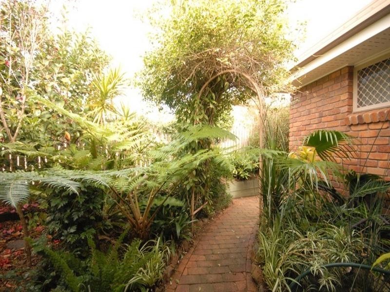 28 Stumm Street, Kearneys Spring QLD 4350