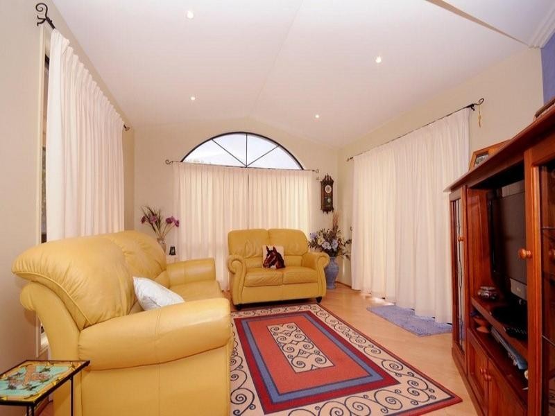 95 Nelson Street, Middle Ridge QLD 4350