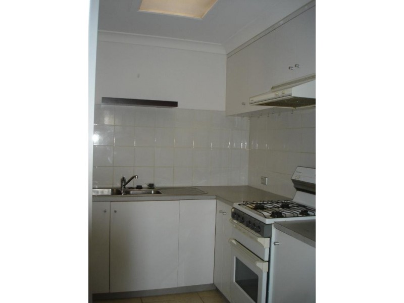 1/16 Horrocks Crescent, Kearneys Spring QLD 4350