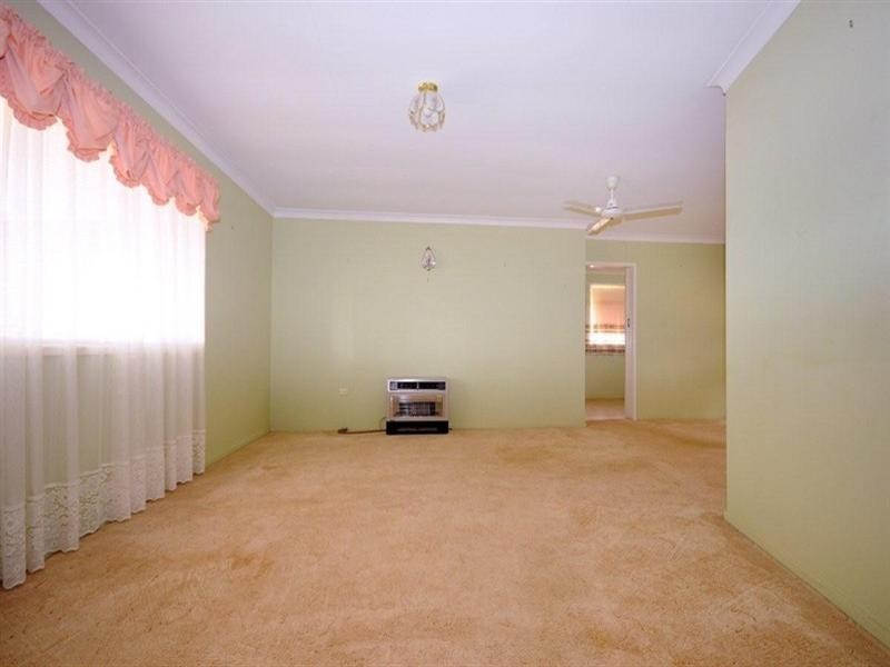 105 Drayton Road, Harristown QLD 4350