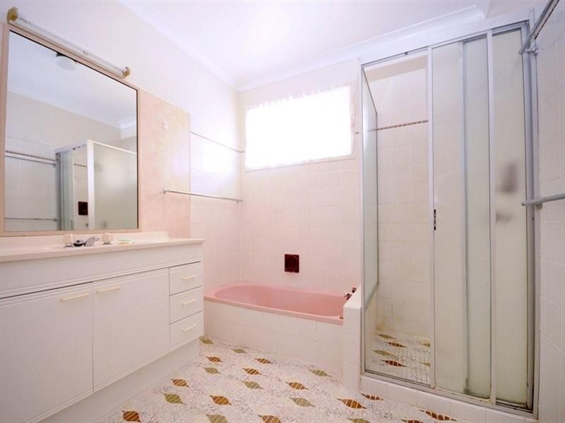 105 Drayton Road, Harristown QLD 4350