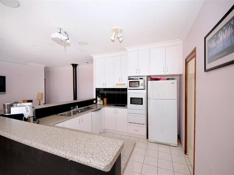 54 Bouganvillea Drive, Middle Ridge QLD 4350