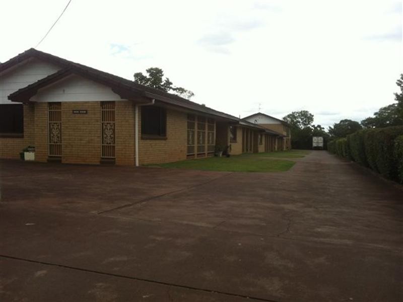 3/183 Campbell Street, Newtown QLD 4350