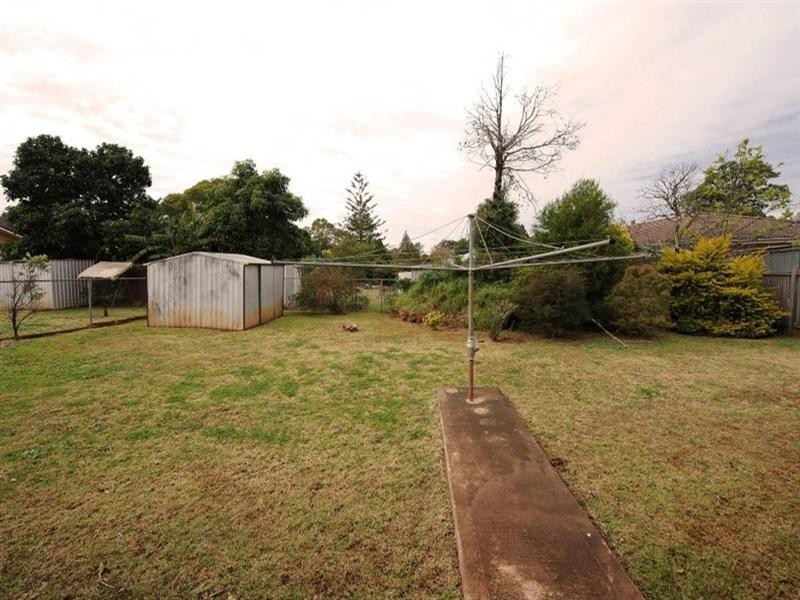 44 Hampton Street, Harristown QLD 4350