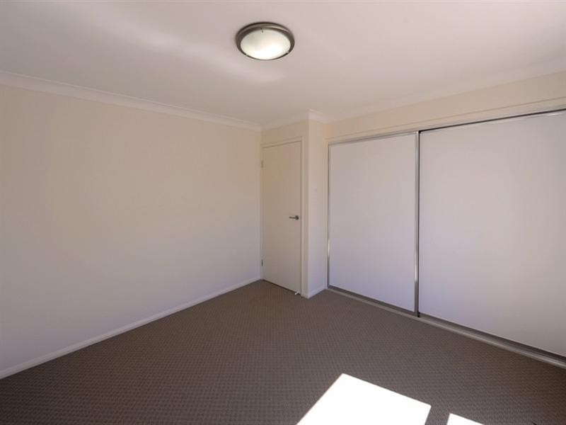 4/22 Gostwyck Street, Newtown QLD 4350