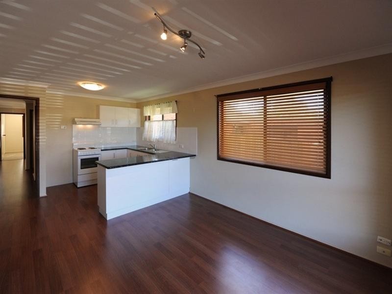 1/7 Agnes Street, Centenary Heights QLD 4350