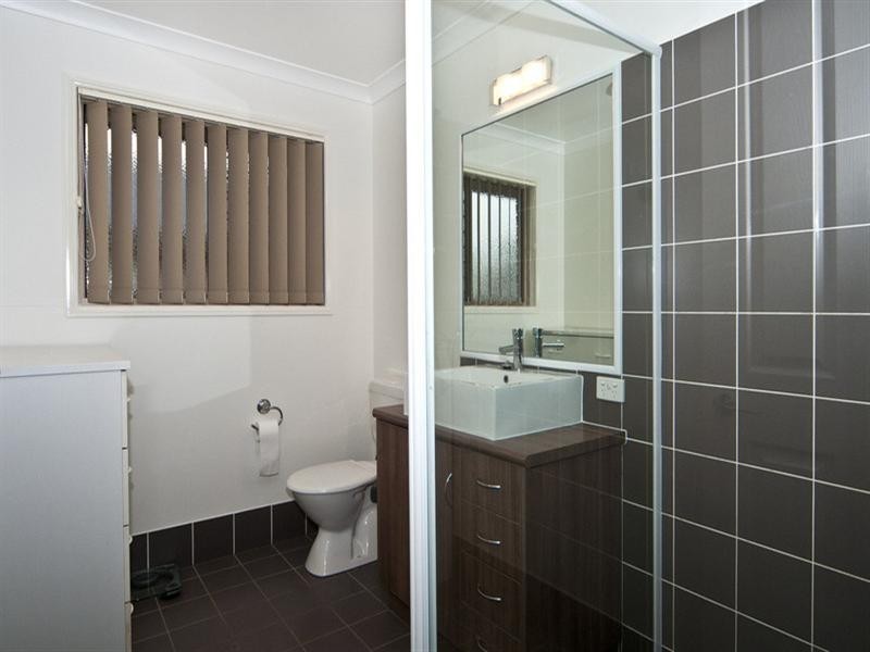 6 Moorina Drive, Harristown QLD 4350