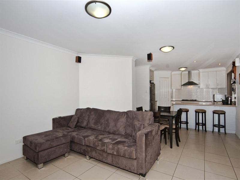 6 Moorina Drive, Harristown QLD 4350