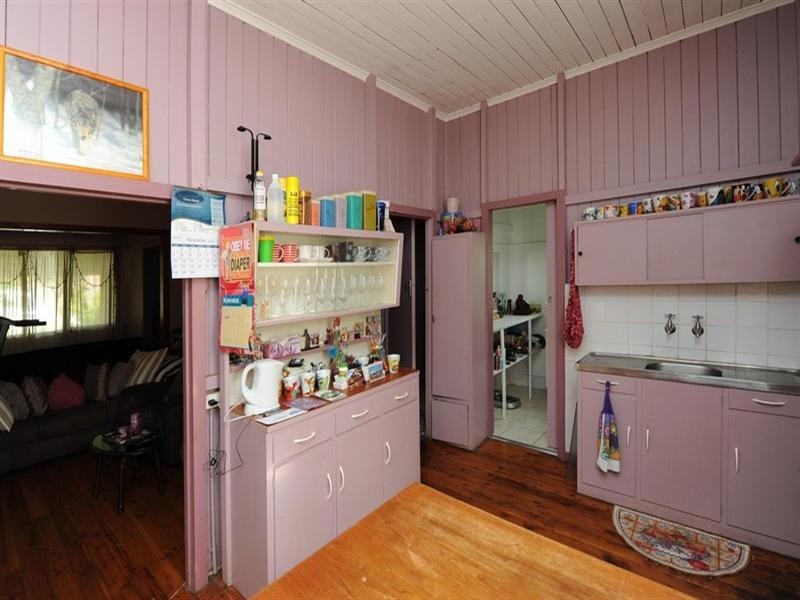 1 Shannon Court, North Toowoomba QLD 4350