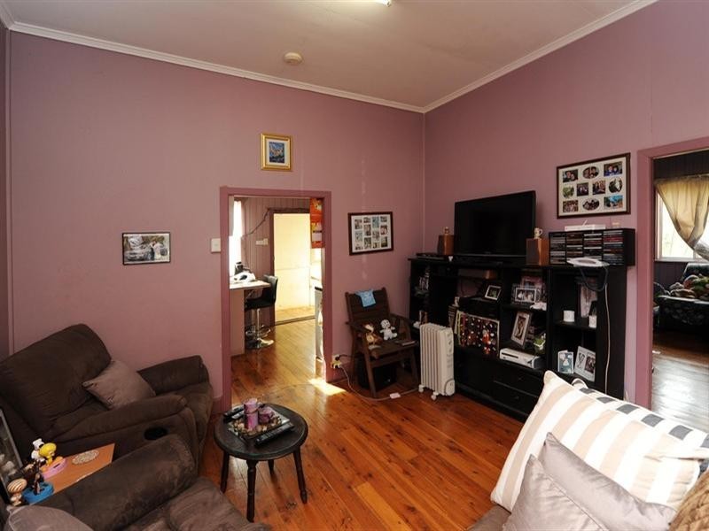 1 Shannon Court, North Toowoomba QLD 4350