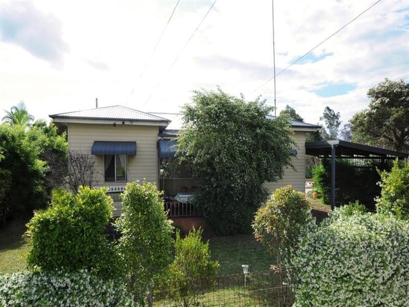 1 Shannon Court, North Toowoomba QLD 4350