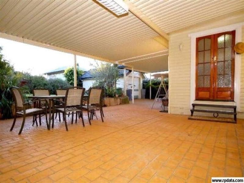 29 Beelbee Street, Harristown QLD 4350