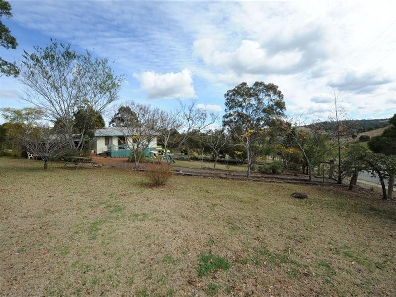 1 Treeline Drive, Gowrie Junction QLD 4352