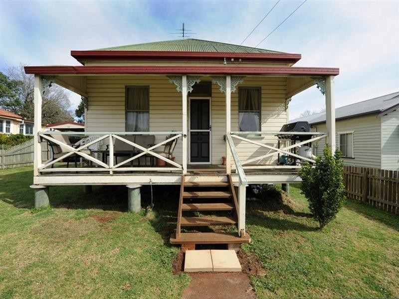 47 Phillip Street, South Toowoomba QLD 4350