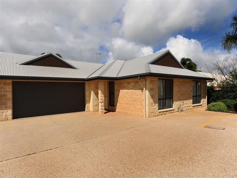 2/14 Uniplaza Court, Kearneys Spring QLD 4350