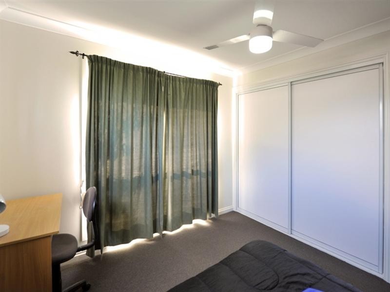 2/14 Uniplaza Court, Kearneys Spring QLD 4350