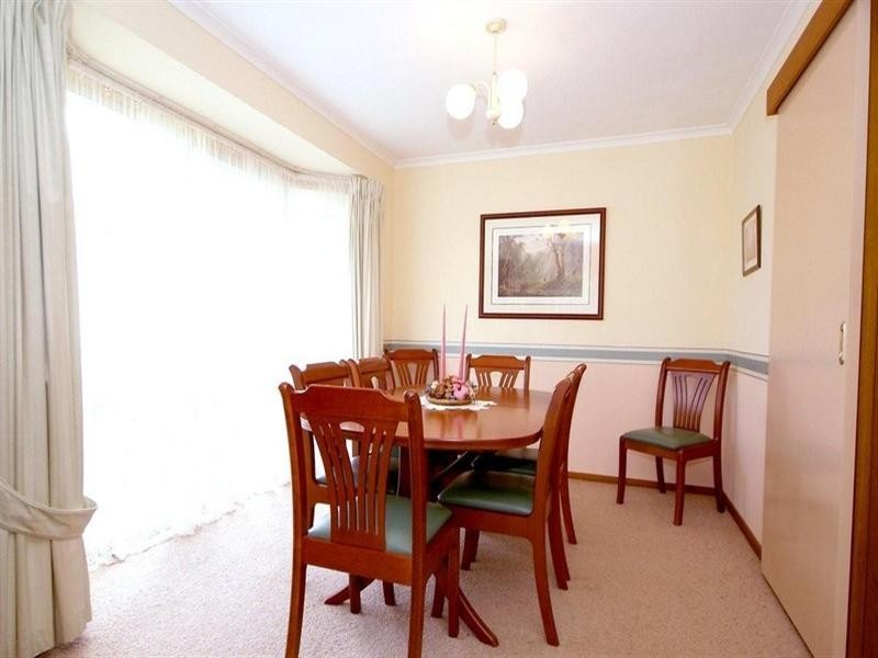 8 Qantas Court, Wilsonton QLD 4350