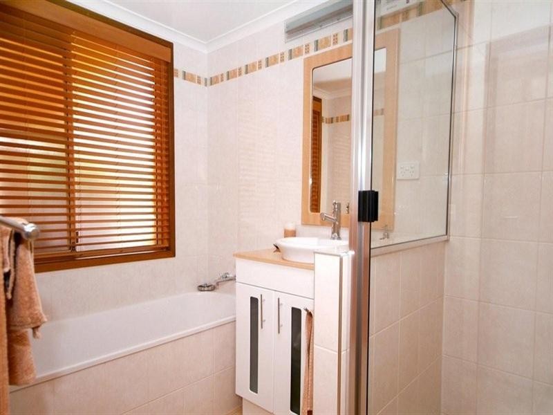 8 Qantas Court, Wilsonton QLD 4350