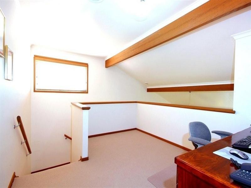 8 Qantas Court, Wilsonton QLD 4350