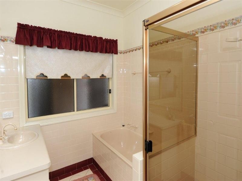 20 Parsley Drive, Middle Ridge QLD 4350