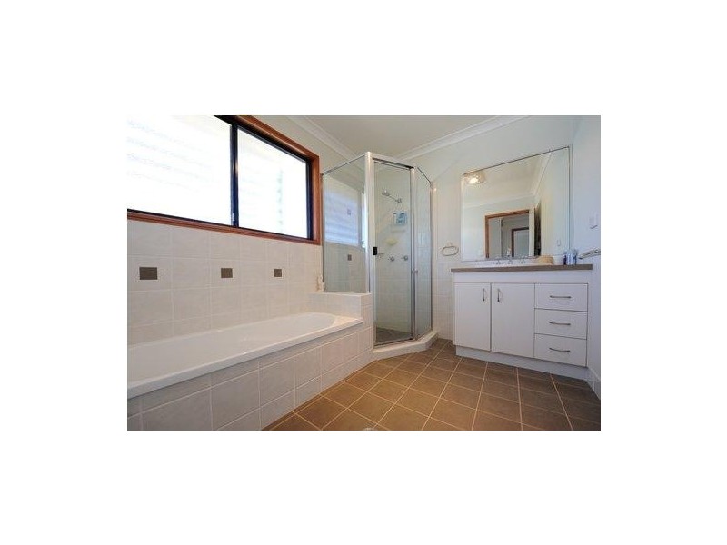 3/312a Hume Street, Centenary Heights QLD 4350