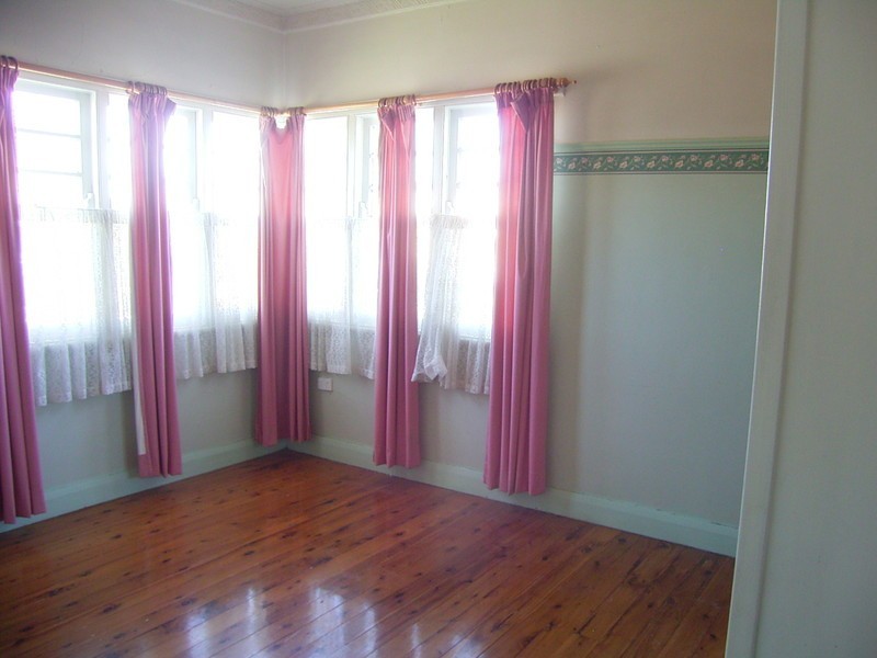 6 Frederick Street, East Toowoomba QLD 4350