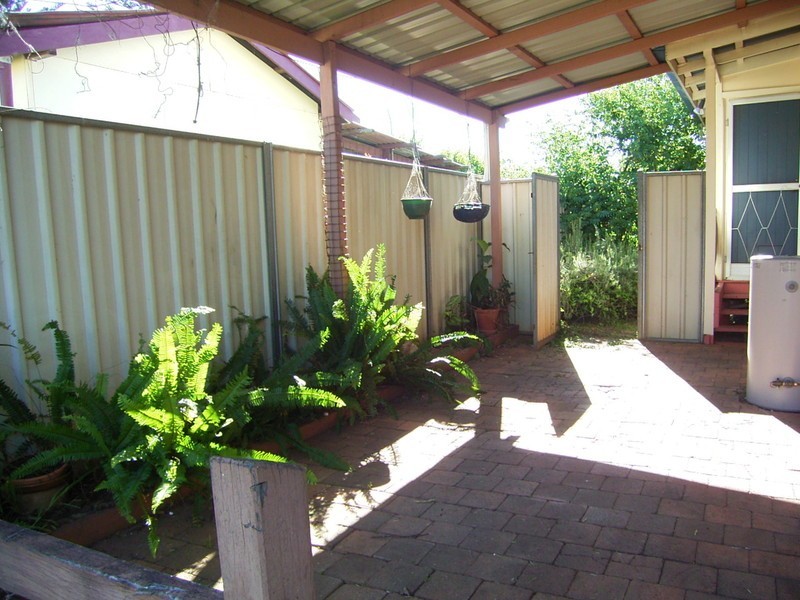 6 Frederick Street, East Toowoomba QLD 4350