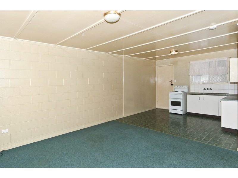 2/2 Tame Street (Corner Klein Street), South Toowoomba QLD 4350