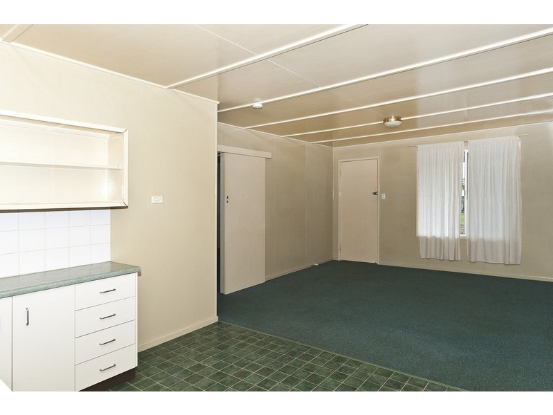 2/2 Tame Street (Corner Klein Street), South Toowoomba QLD 4350