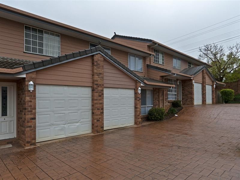 2/2 Roser Close, Kearneys Spring QLD 4350