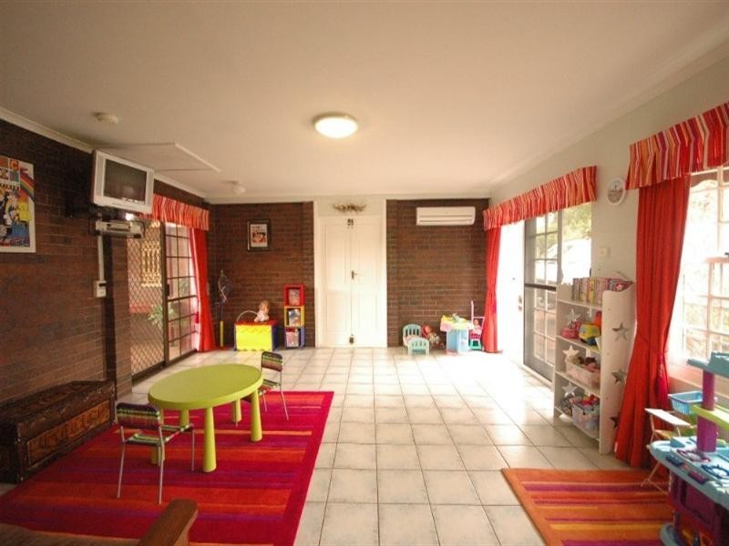 172 Alderley Street, Centenary Heights QLD 4350