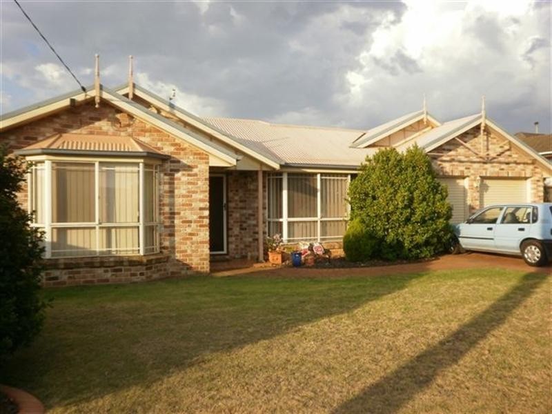 495 Alderley Street, Harristown QLD 4350