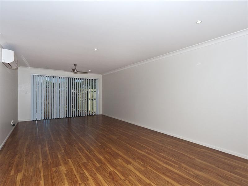 1/34 Elizabeth Kenny Court, Harristown QLD 4350