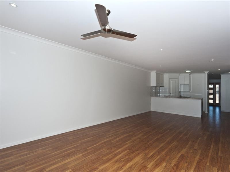 1/34 Elizabeth Kenny Court, Harristown QLD 4350