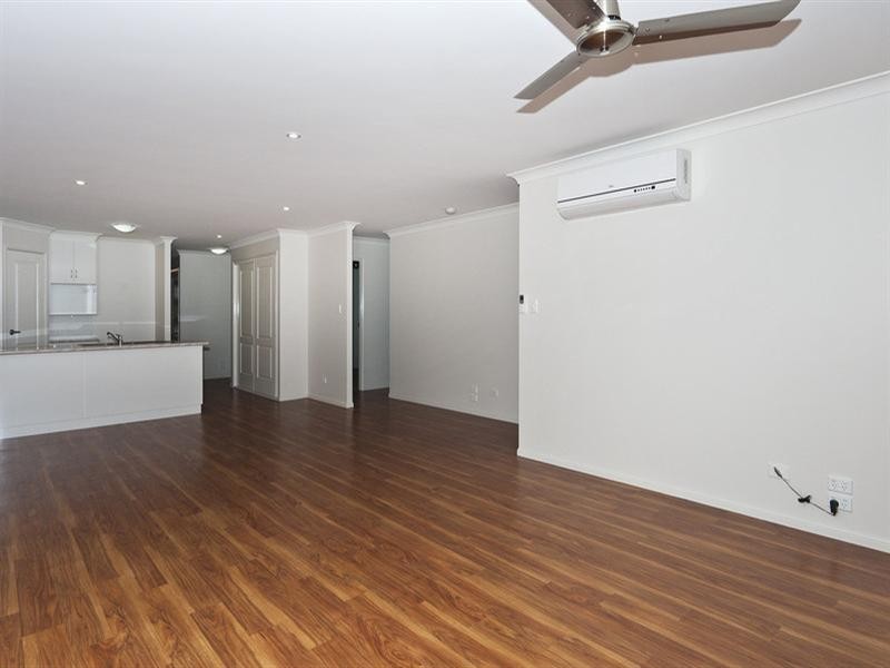 1/34 Elizabeth Kenny Court, Harristown QLD 4350