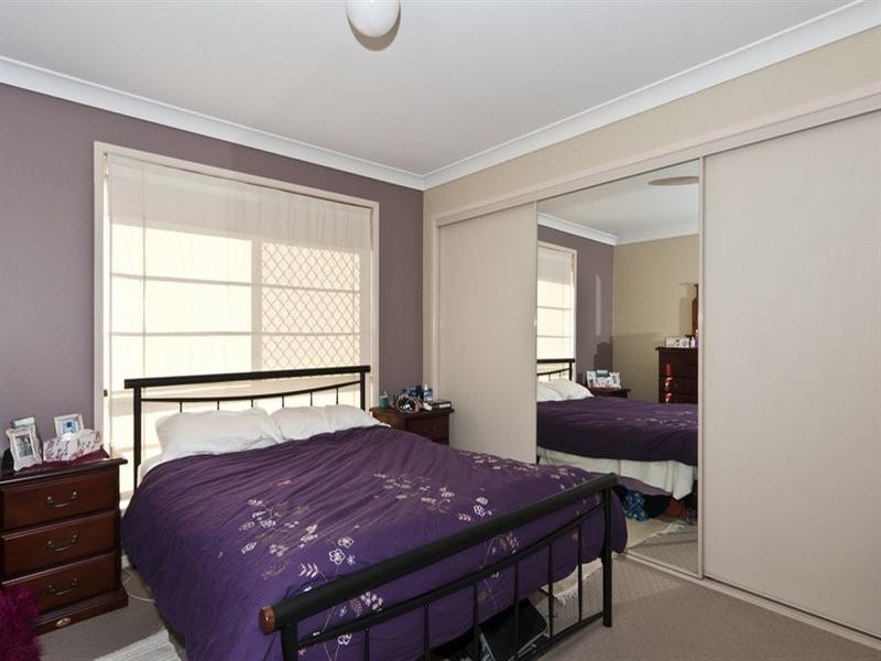 32 Gainsborough Drive, Glenvale QLD 4350