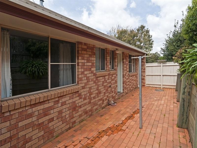 1/299 James Street, Newtown QLD 4350