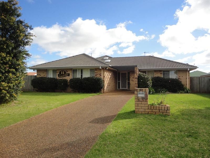 11 Hennenlotter Court, Kearneys Spring QLD 4350