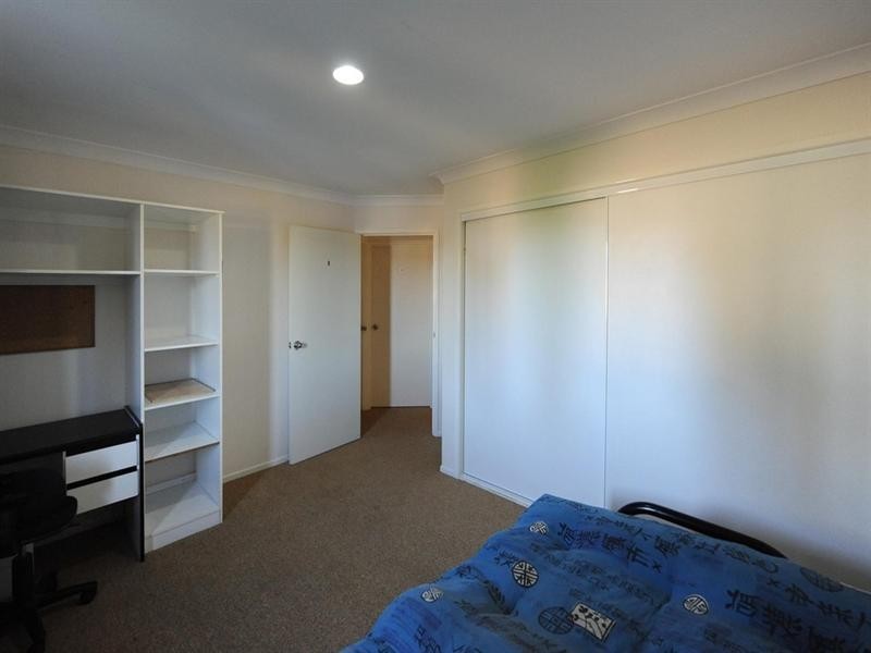 11 Hennenlotter Court, Kearneys Spring QLD 4350