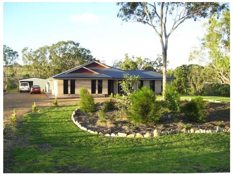 32 Pendoma Drive, Hodgson Vale QLD 4352