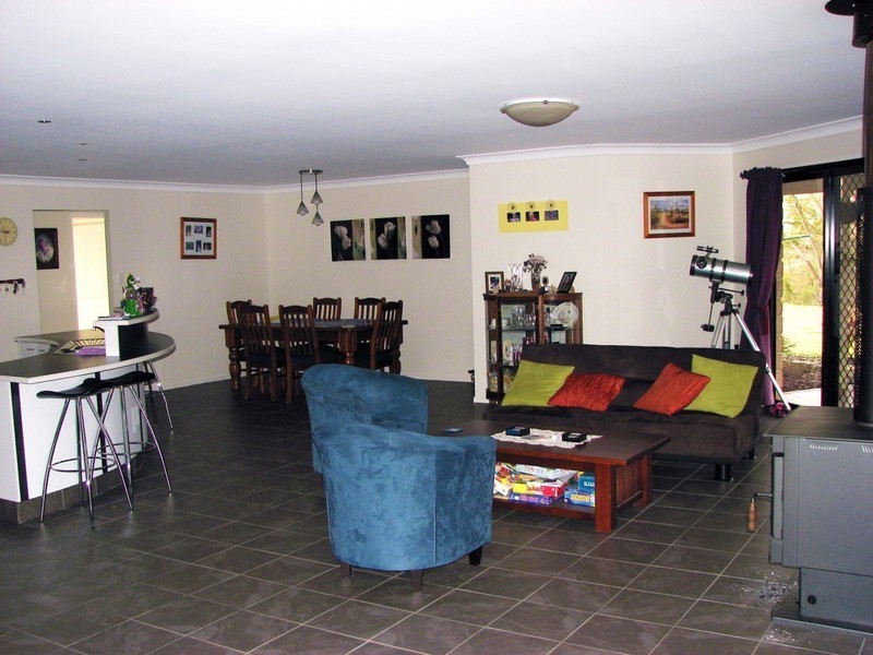 32 Pendoma Drive, Hodgson Vale QLD 4352